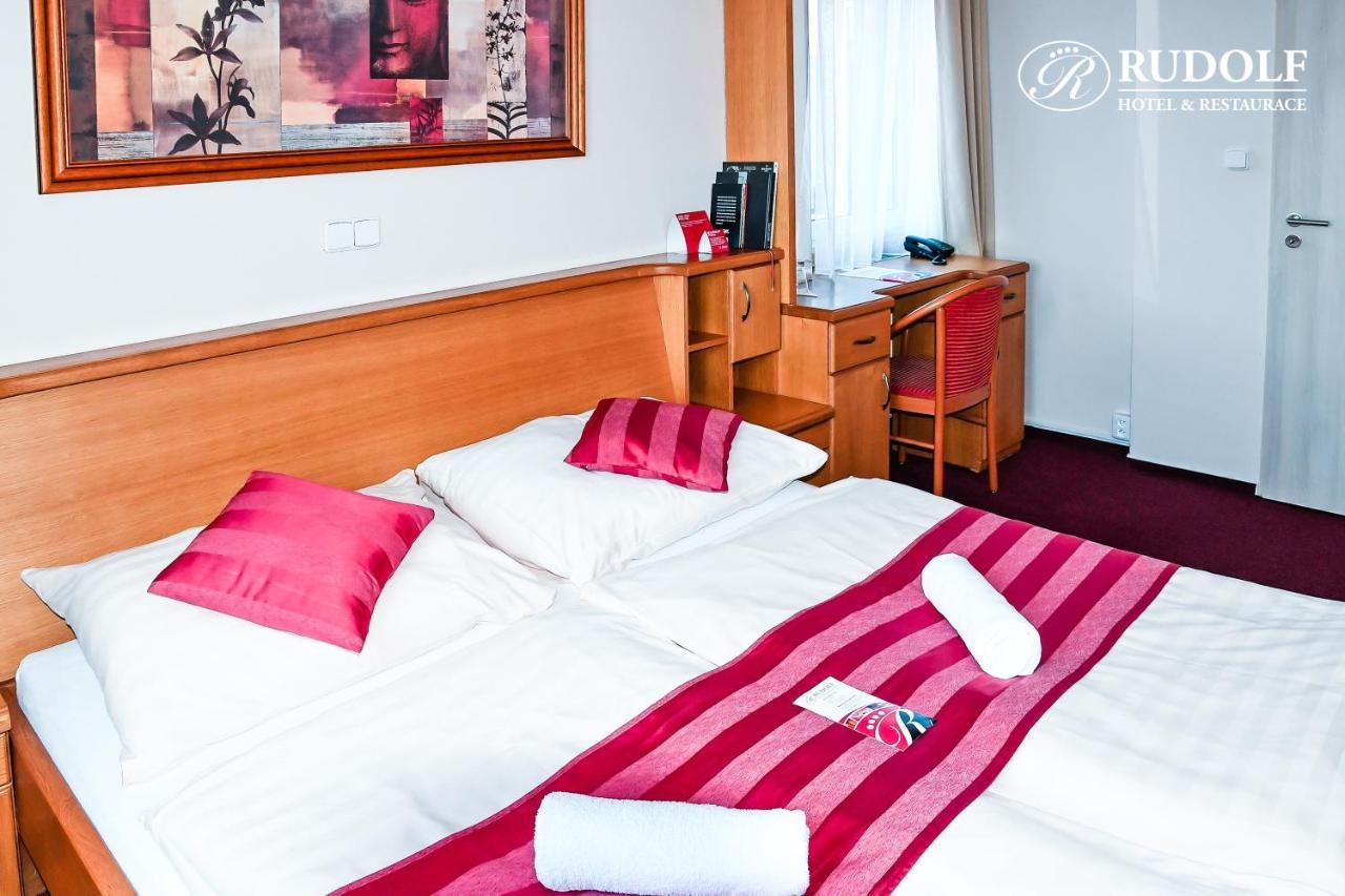 Hotel Rudolf Havířov エクステリア 写真