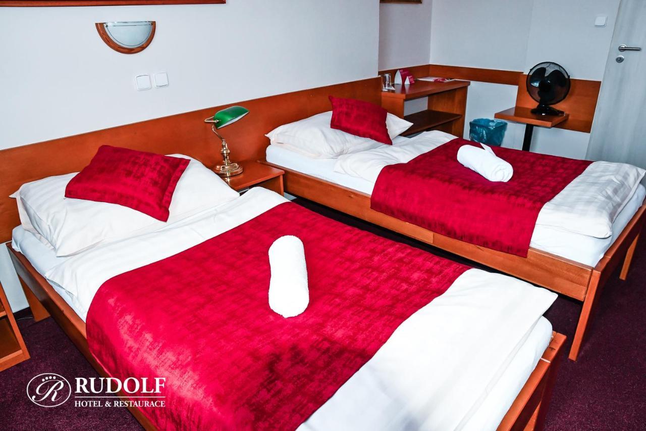 Hotel Rudolf Havířov エクステリア 写真
