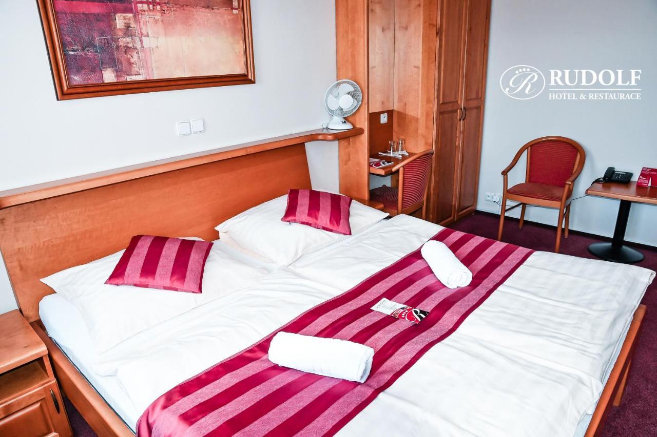 Hotel Rudolf Havířov エクステリア 写真