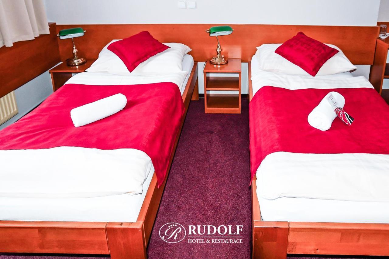Hotel Rudolf Havířov エクステリア 写真