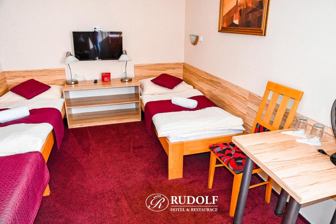 Hotel Rudolf Havířov エクステリア 写真