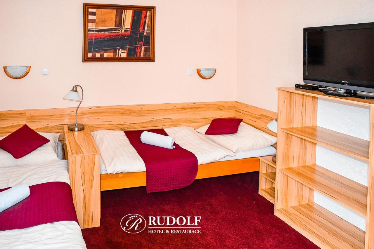 Hotel Rudolf Havířov エクステリア 写真