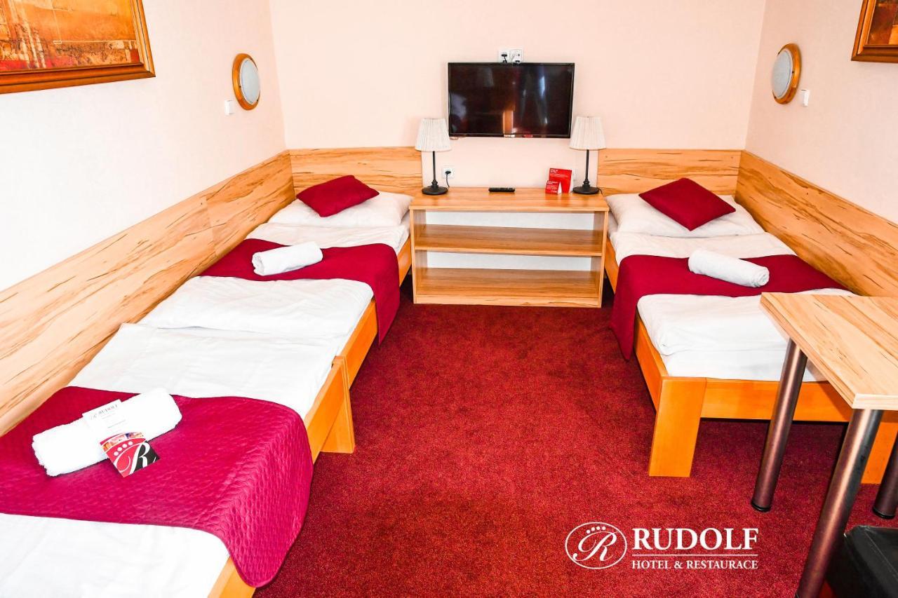 Hotel Rudolf Havířov エクステリア 写真