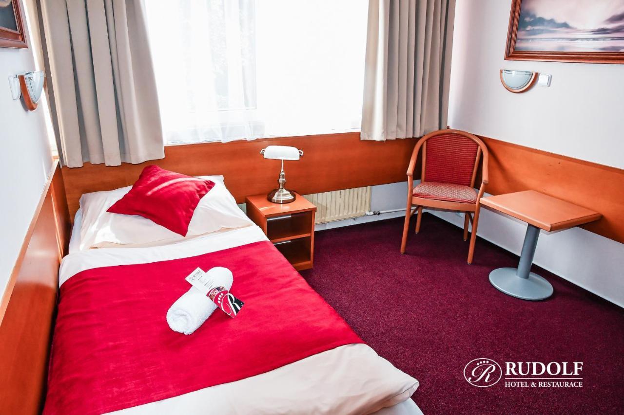 Hotel Rudolf Havířov エクステリア 写真