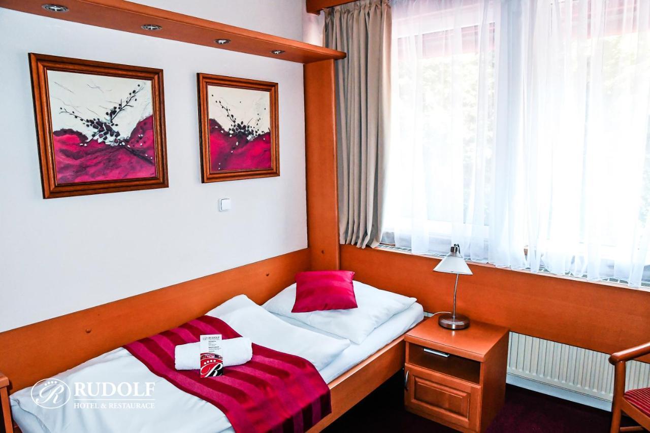 Hotel Rudolf Havířov エクステリア 写真