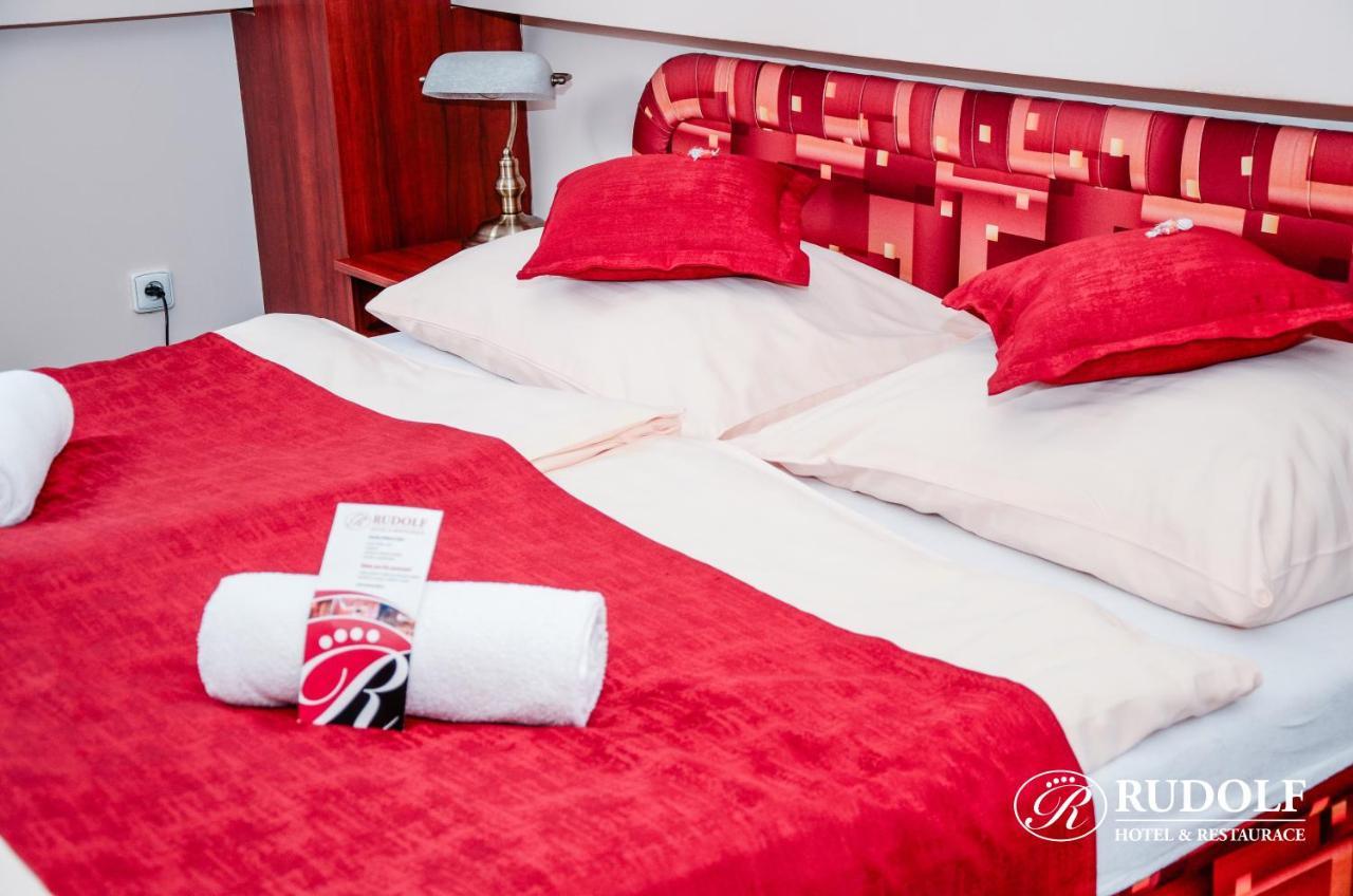 Hotel Rudolf Havířov エクステリア 写真